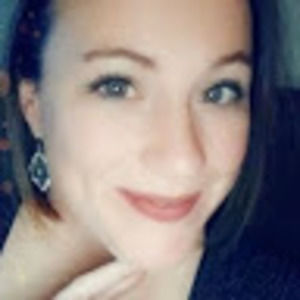 Meet your Posher, Alicia